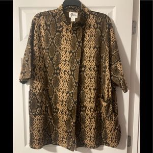 Size 1x animal print top